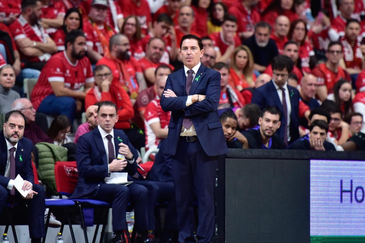 El técnico azulgrana vivió su tercer revés consecutivo como técnico del Barça, en su visita a Murcia