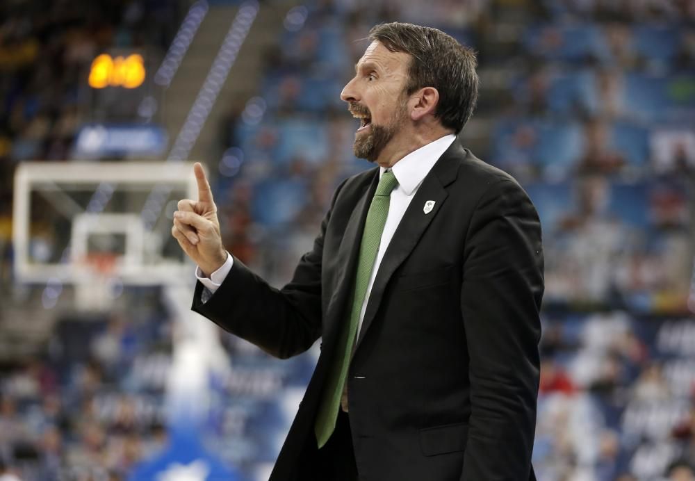 El técnico de Unicaja, Joan Plaza