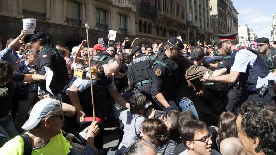 Golpe judicial al entorno de Junqueras