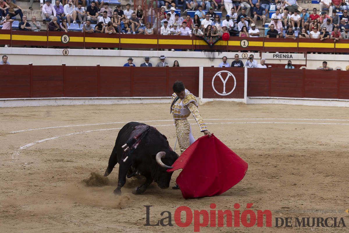 Tarde histórica en Abarán con la alternativa de José María Trigueros y el indulto de Tomás Rufo, junto a Castella salieron a hombros