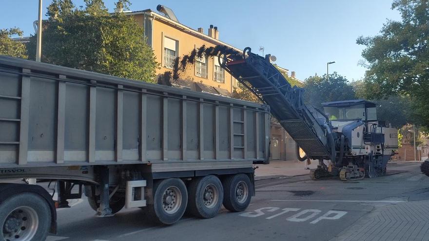 Prosiguen con el asfaltado de las calles de Xàtiva