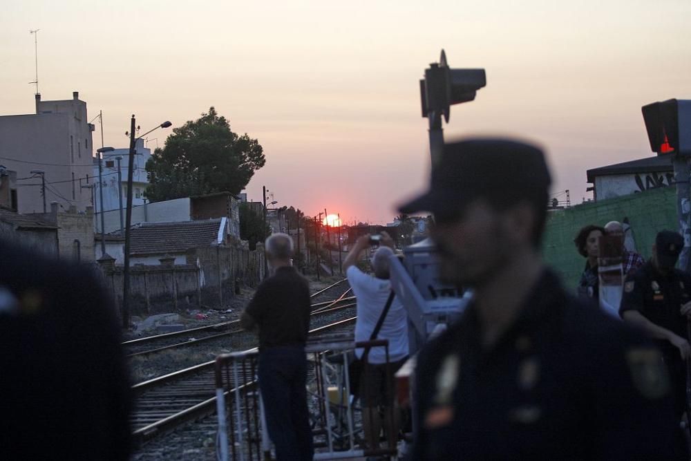 Tensión en El Rollo en el séptimo día de protestas por el soterramiento