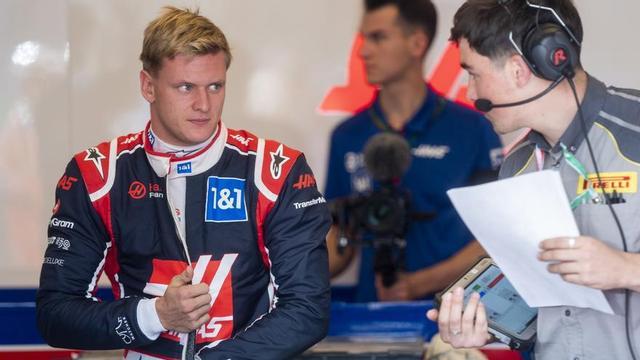 Mercedes ficha a Mick Schumacher como piloto reserva para 2023.