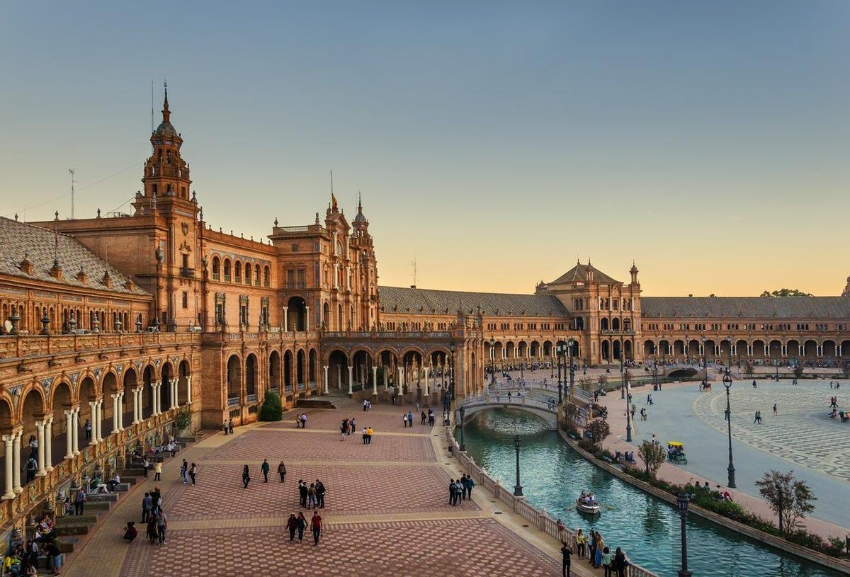 Destino preferido de los franceses: Sevilla