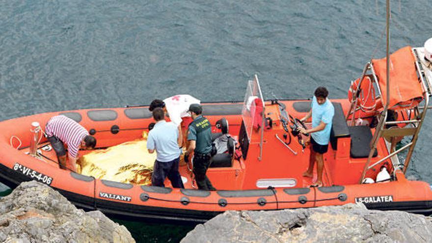 Hallan el cadáver de un turista de 70 años flotando en el Port de Sóller