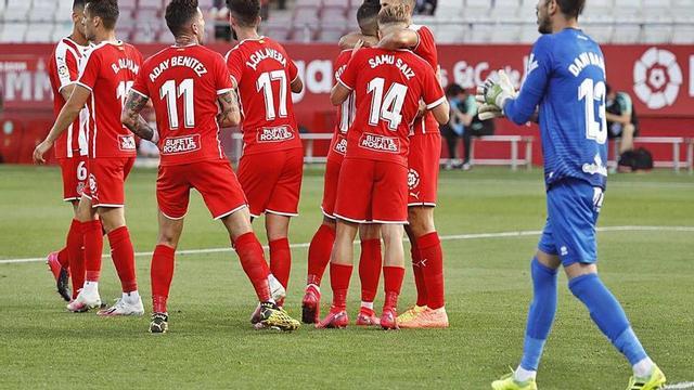 El Girona té un marge de tres punts en la  lluita per jugar  el «play-off»