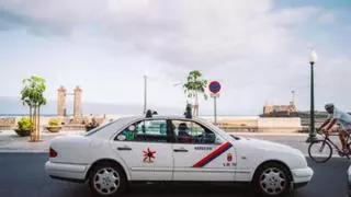 Arrecife hará en junio el examen para la obtención del permiso de conductor de taxis