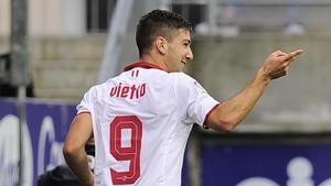 rpaniagua35567817 sevilla s argentinian forward luciano vietto celebrates afte160917194936