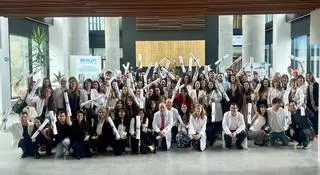 La nueva hornada de especialistas del Chuvi: 91 profesonales de Medicina y 23 de Enfermería