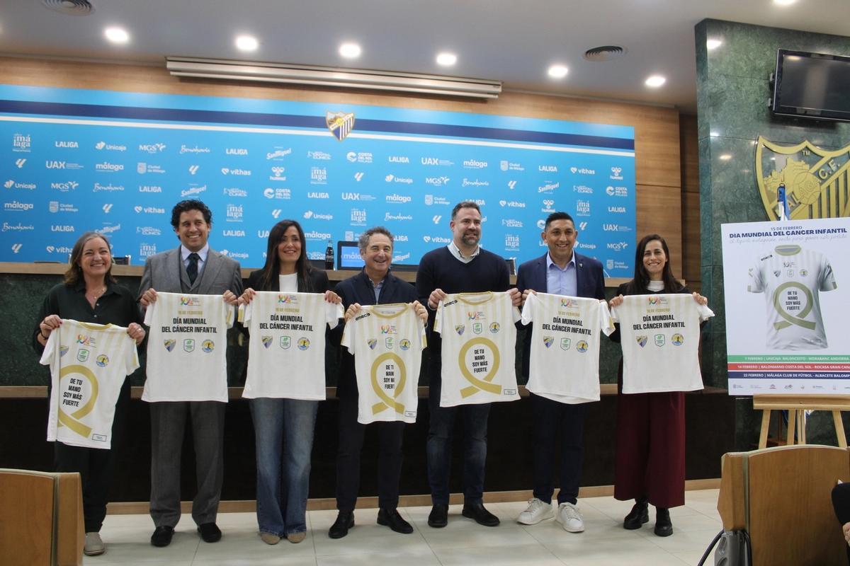 Presentación de la iniciativa, este viernes en la sala de prensa de La Rosaleda.