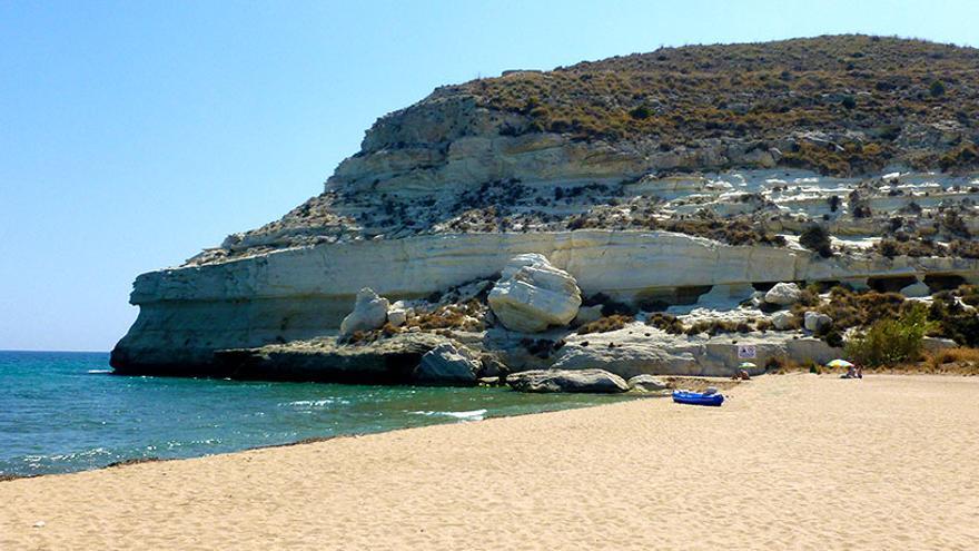Playa Amarga en Alicante.