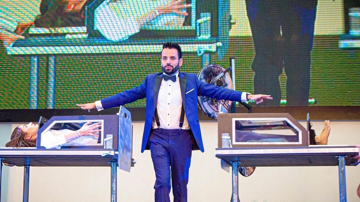 Un espectáculo de José Armas.