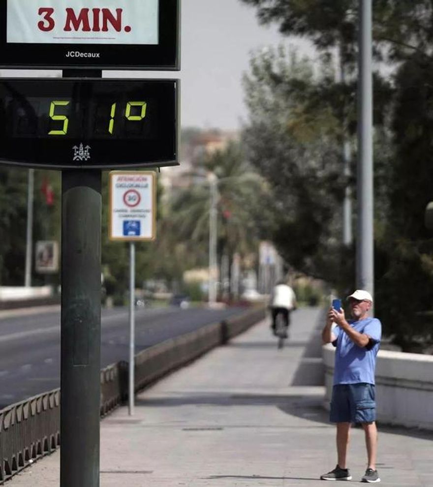 Golpe de calor en niños y ancianos: grupos de riesgo y medidas de prevención esenciales en verano