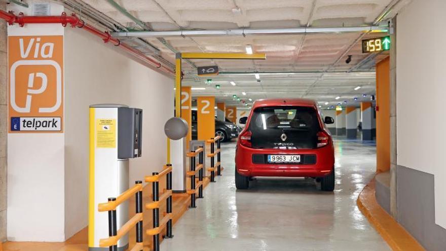 El parking de Plaza de Portugal &quot;apuesta&quot; por el coche eléctrico