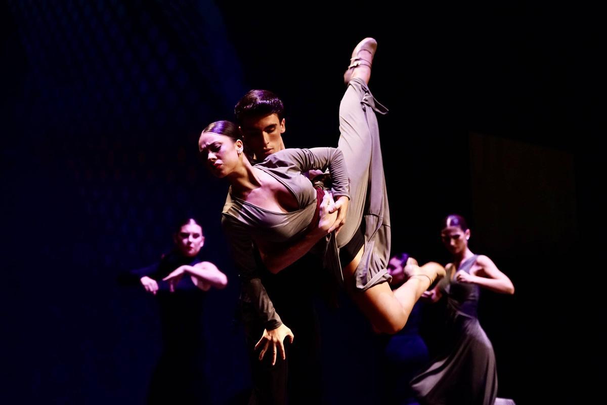 Un momento de la actuación de los alumnos del conservatorio de Danza Ángel Pericet