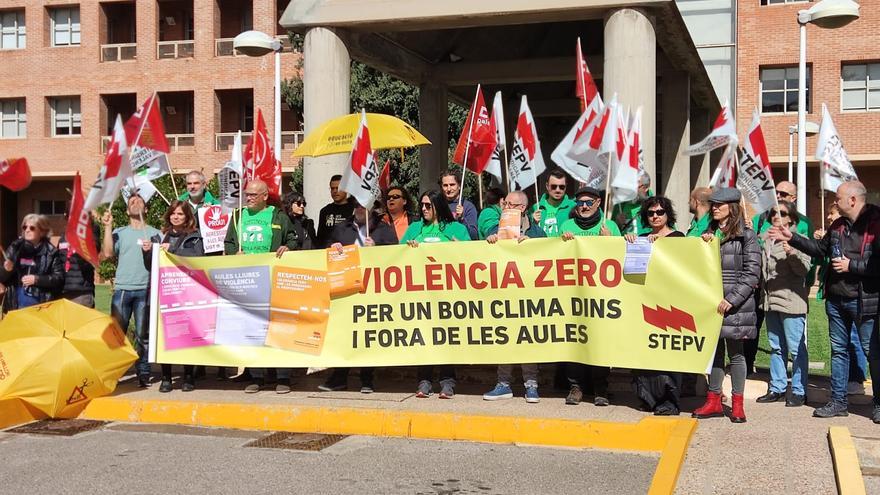Los colegios de Alicante se plantan contra la violencia en las aulas