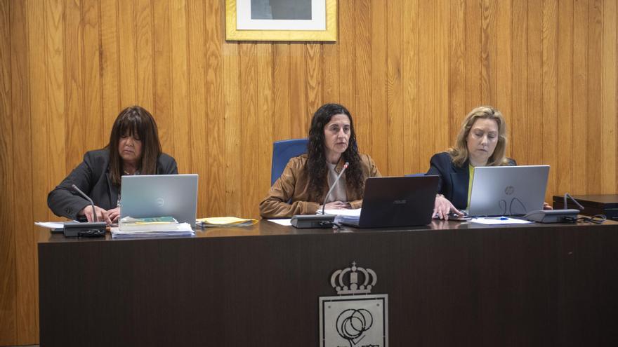 Último pleno de María Pan como alcaldesa de Cambre