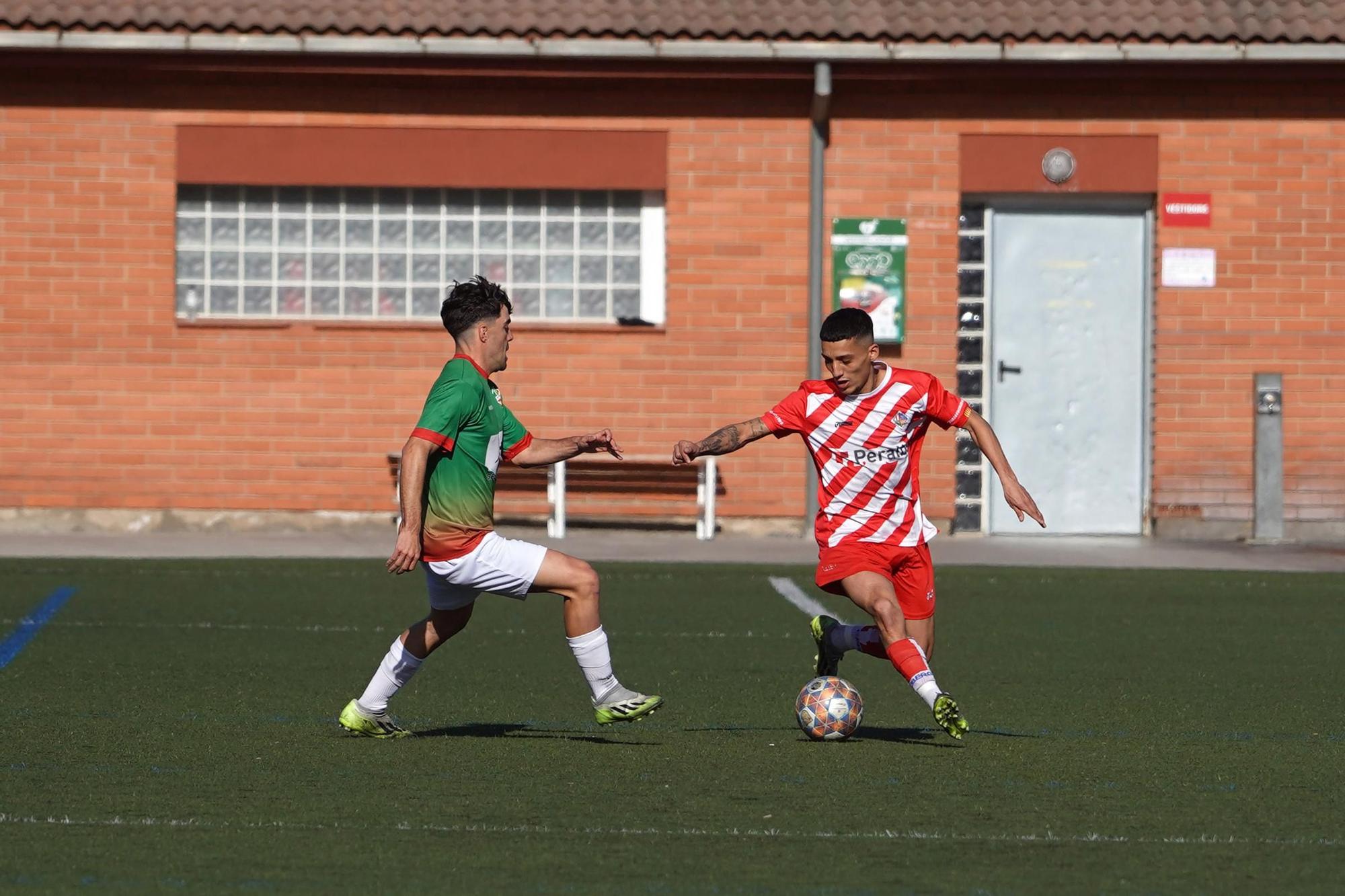 Imatges del partit CE Berga - Sant Quirze del grup 4 de Segona Catalana