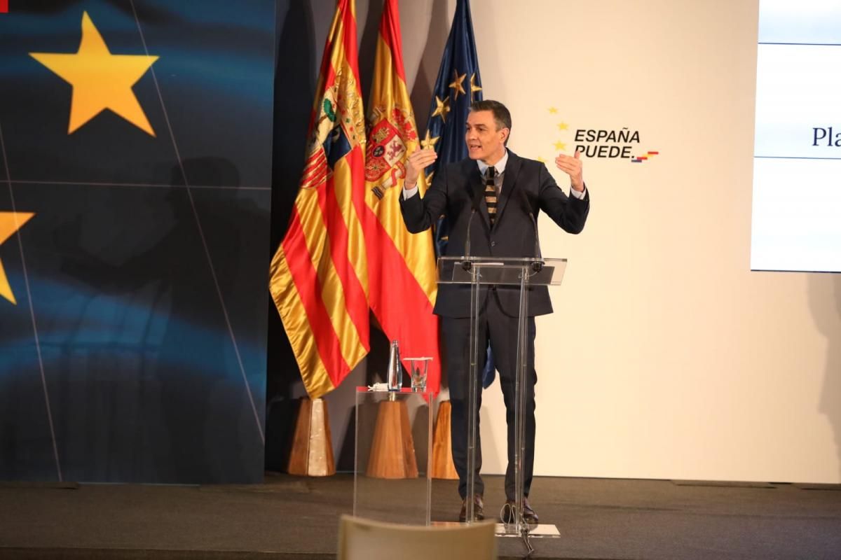 Sánchez presenta en Zaragoza el plan del Ejecutivo para la recuperación de la economía