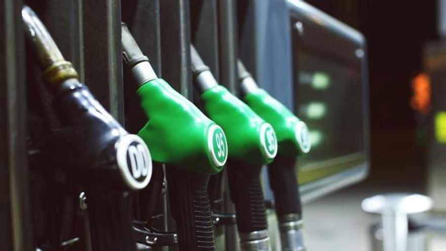 e la Comunitat Valenciana avisa de su situación "dramática" por el precio del combustible y teme una "recesión" económica