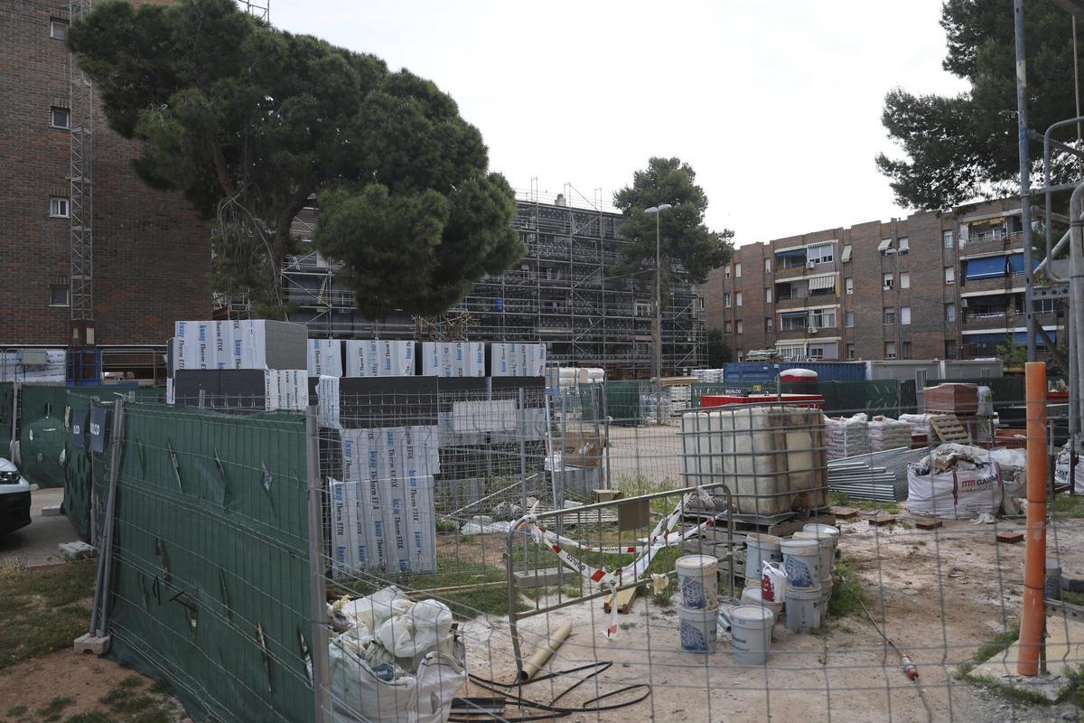 Obras en el barrio de Baladre.