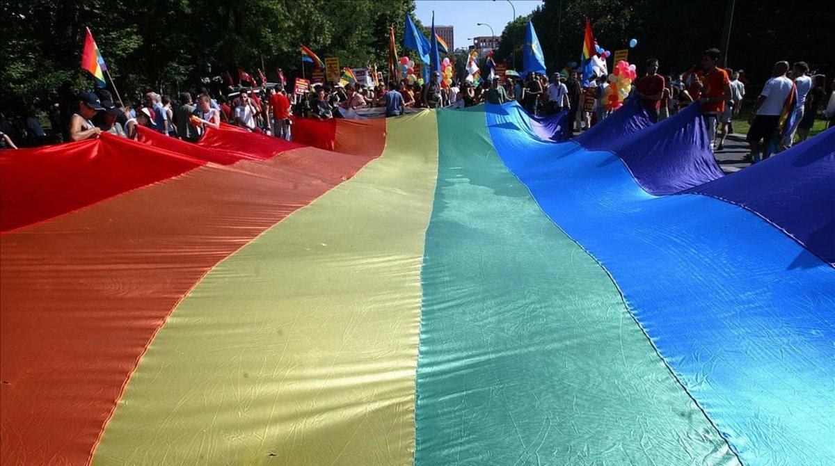 undefined3145327 madrid 02 07 2005 manifestacion del orgullo gay en madrid190605161633 undefined3145327 madrid 02 07 2005 manifestacion del orgullo gay en madrid190605161633