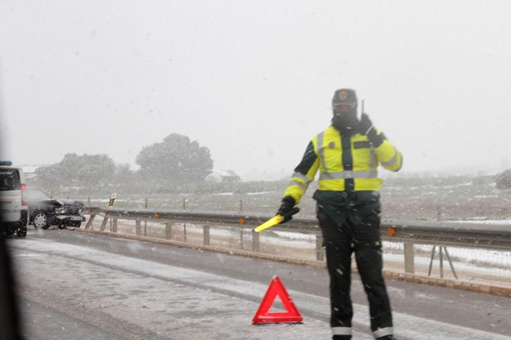 La nieve llega a San Javier, Balsicas y el Campo d