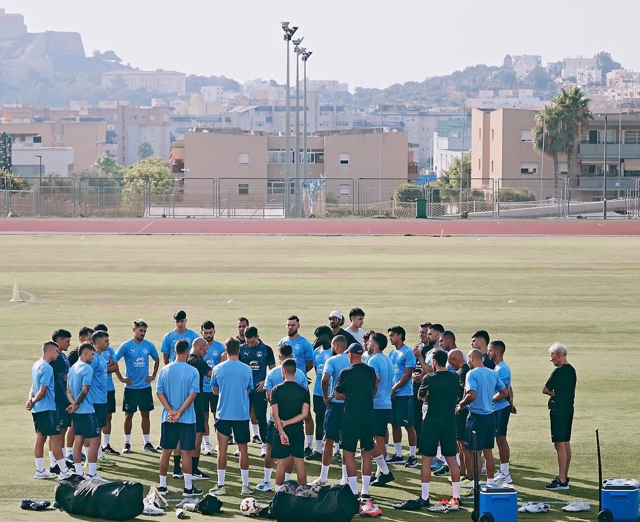 Imagen del primer entrenamiento de la pasada temporada de la UD Ibiza.