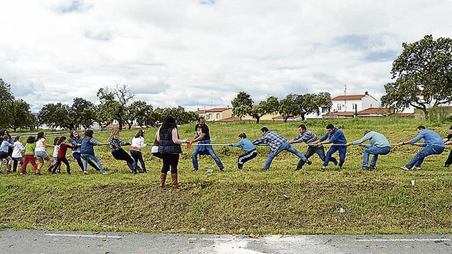 Comienzan los preparativos para la fiesta de los colonos en Coria