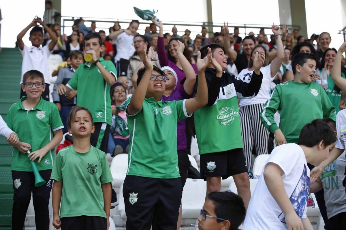 La afición cordobesista apoya al equipo femenino