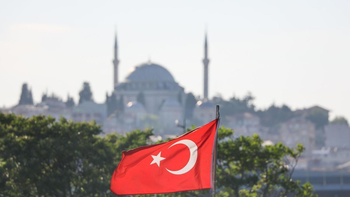 Varios muertos en un tiroteo en el consulado de Israel en Estambul