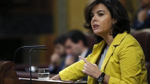 La vicepresidenta del Gobierno, Soraya Sáenz de Santamaría, durante su intervención en el pleno del Congreso de los Diputados sobre el CETA.