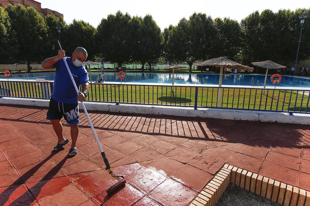 En imágenes la reapertura de la piscina de la Fuensanta