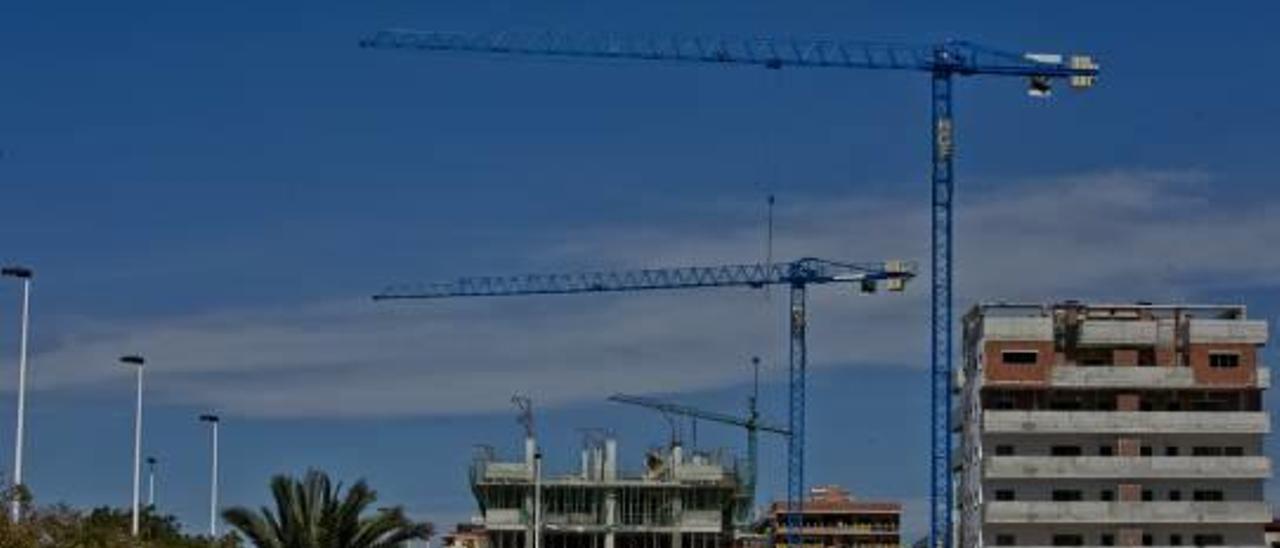 El precio de la vivienda sube en Elche un 3,2% después de seis años en continua bajada