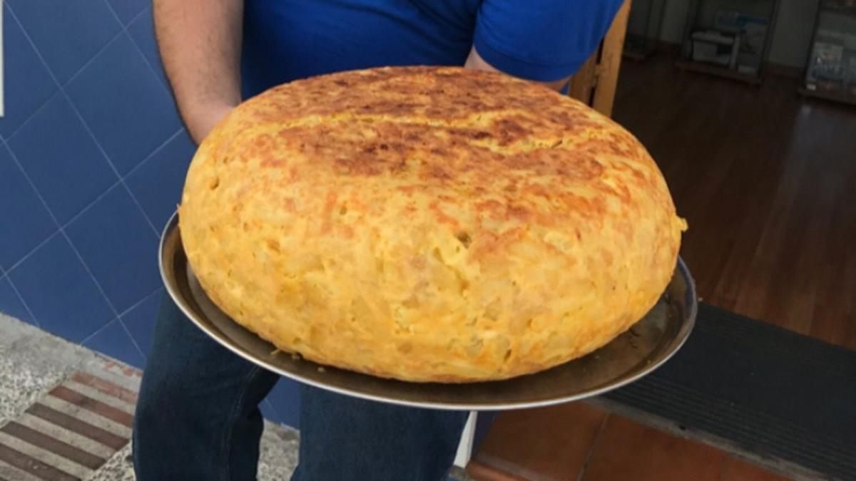 La tortilla de patatas más grande Málaga está en Monda.