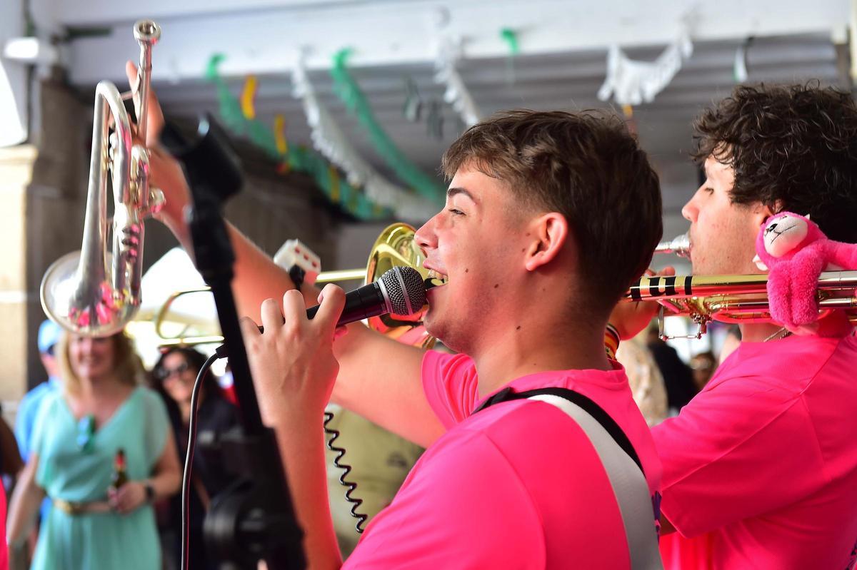 Fotogalería | Las imágenes de las cañas del sábado y el recinto ferial de Plasencia Fotogalería | Las imágenes de las cañas del sábado y el recinto ferial de Plasencia
