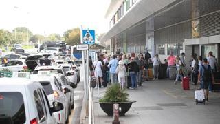 Las artimañas de los grupos de piratas organizados en el aeropuerto