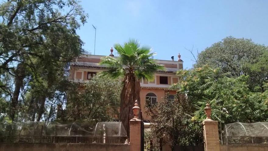 El chalé afectado por el incendio en Bétera.