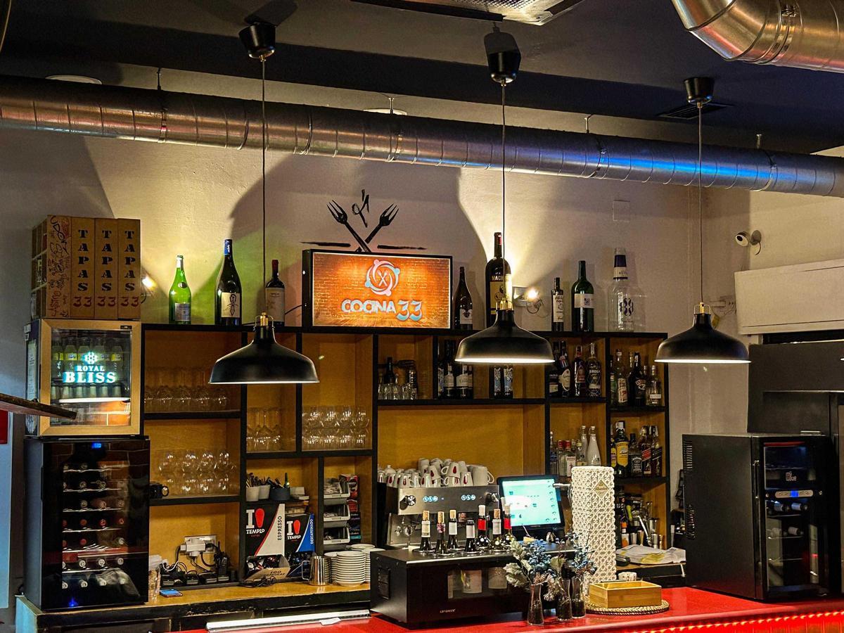Interior de Cocina 33.