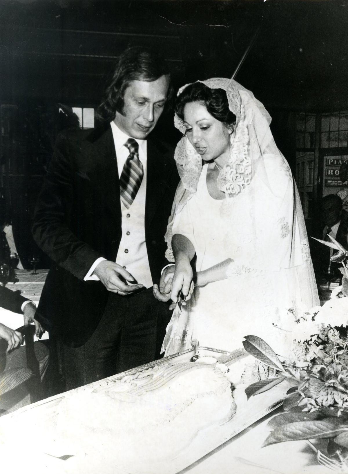 La boda de Paco de Lucía y Casilda Varela en Amsterdam en 1977.