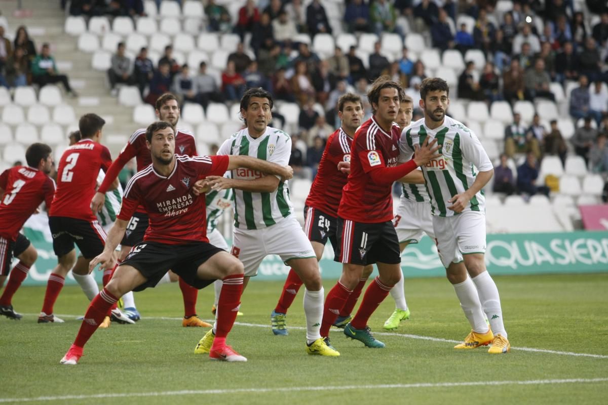 Fotogalería / El Córdoba CF se deja empatar en el último minuto.