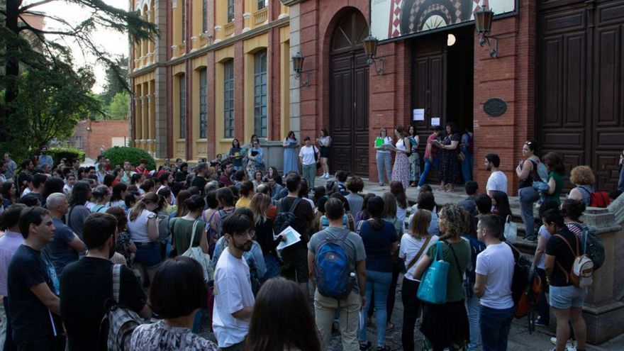 Más de 1.300 opositores aspiran a una plaza de docente