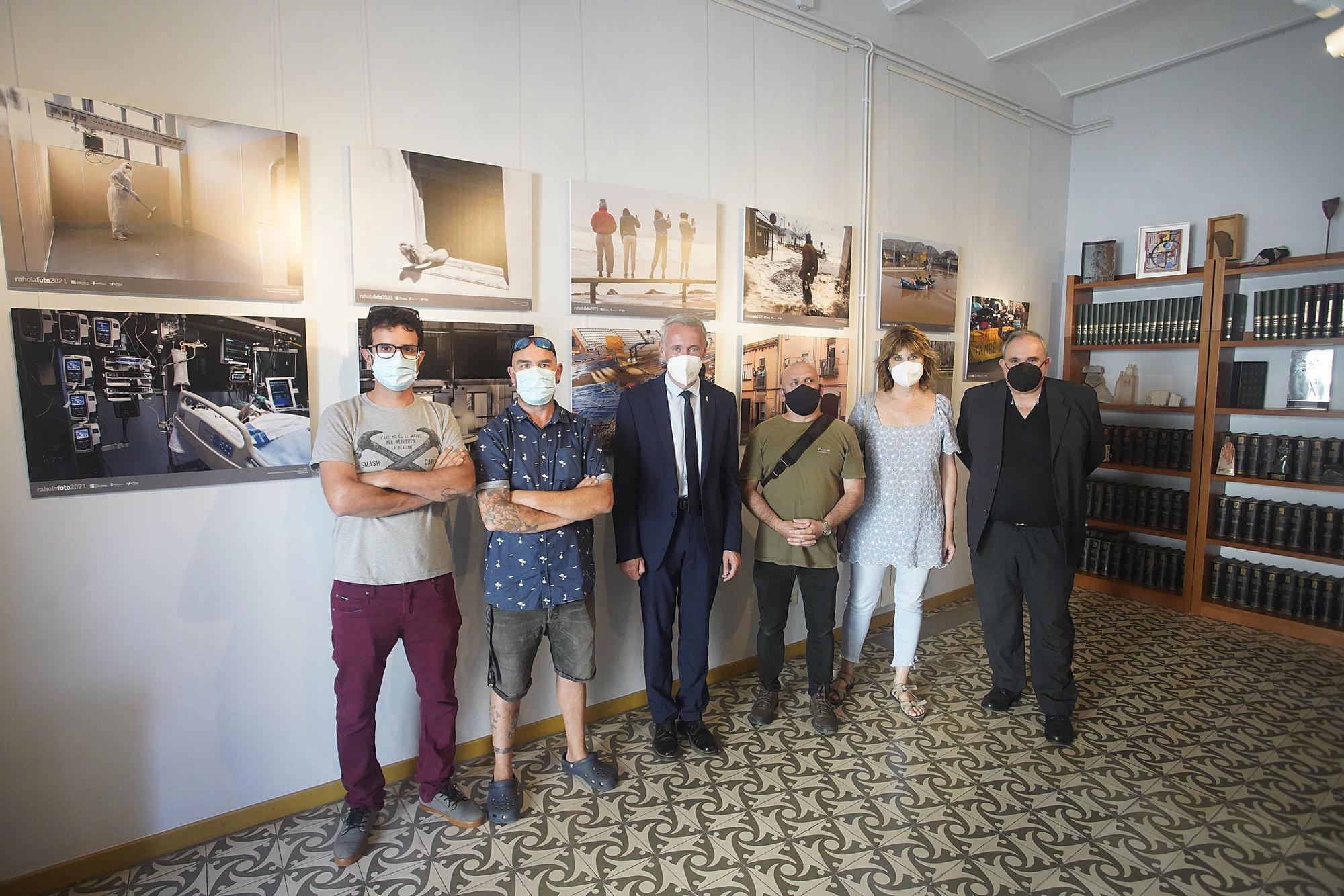 La cara més (in)humana de la pandèmia protagonitza l’exposició Rahola Foto 2021