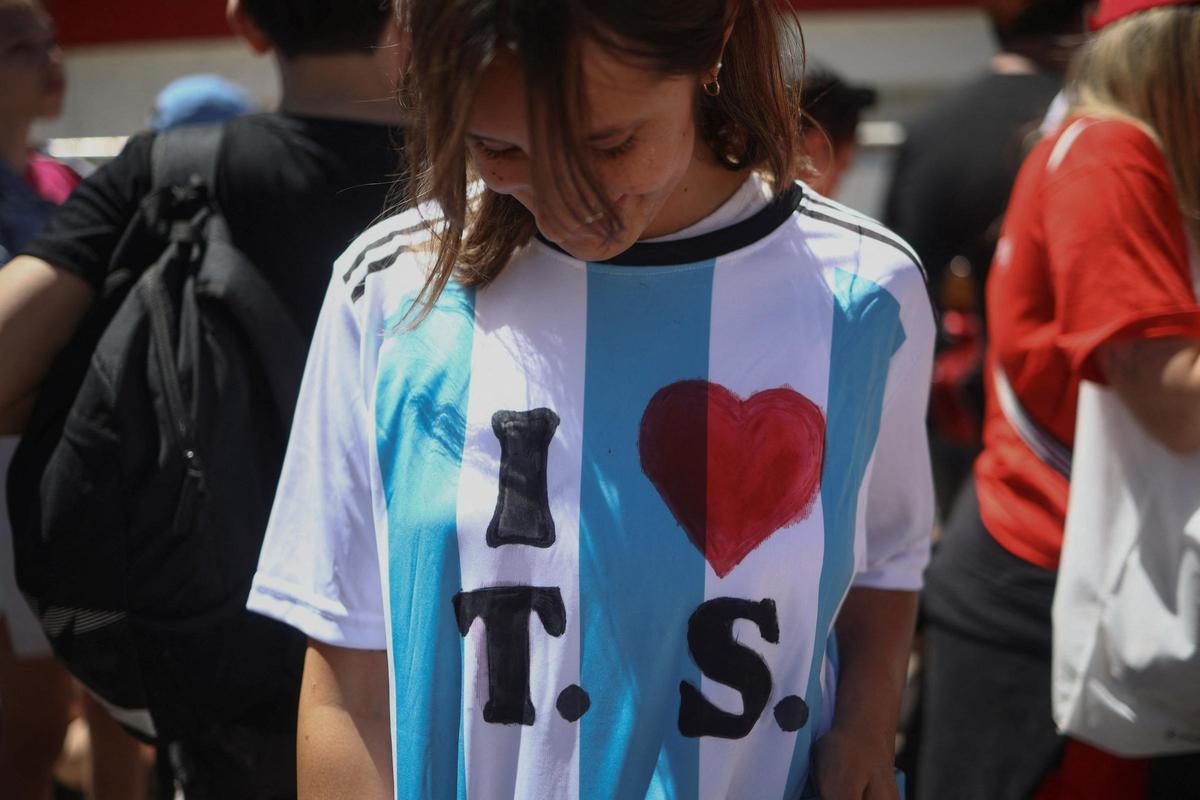 Fans de Taylor Swift en su concierto en Buenos Aires