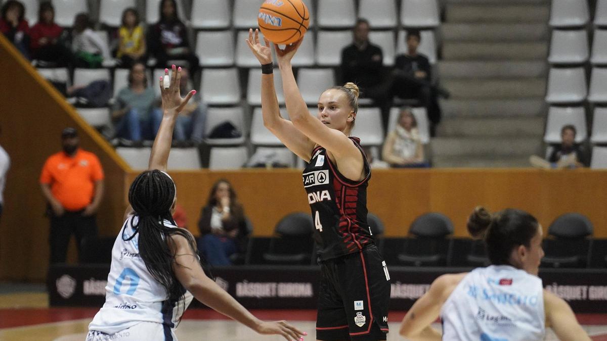 Llançament de Jocyté en el partit de la jornada anterior contra el Leganés