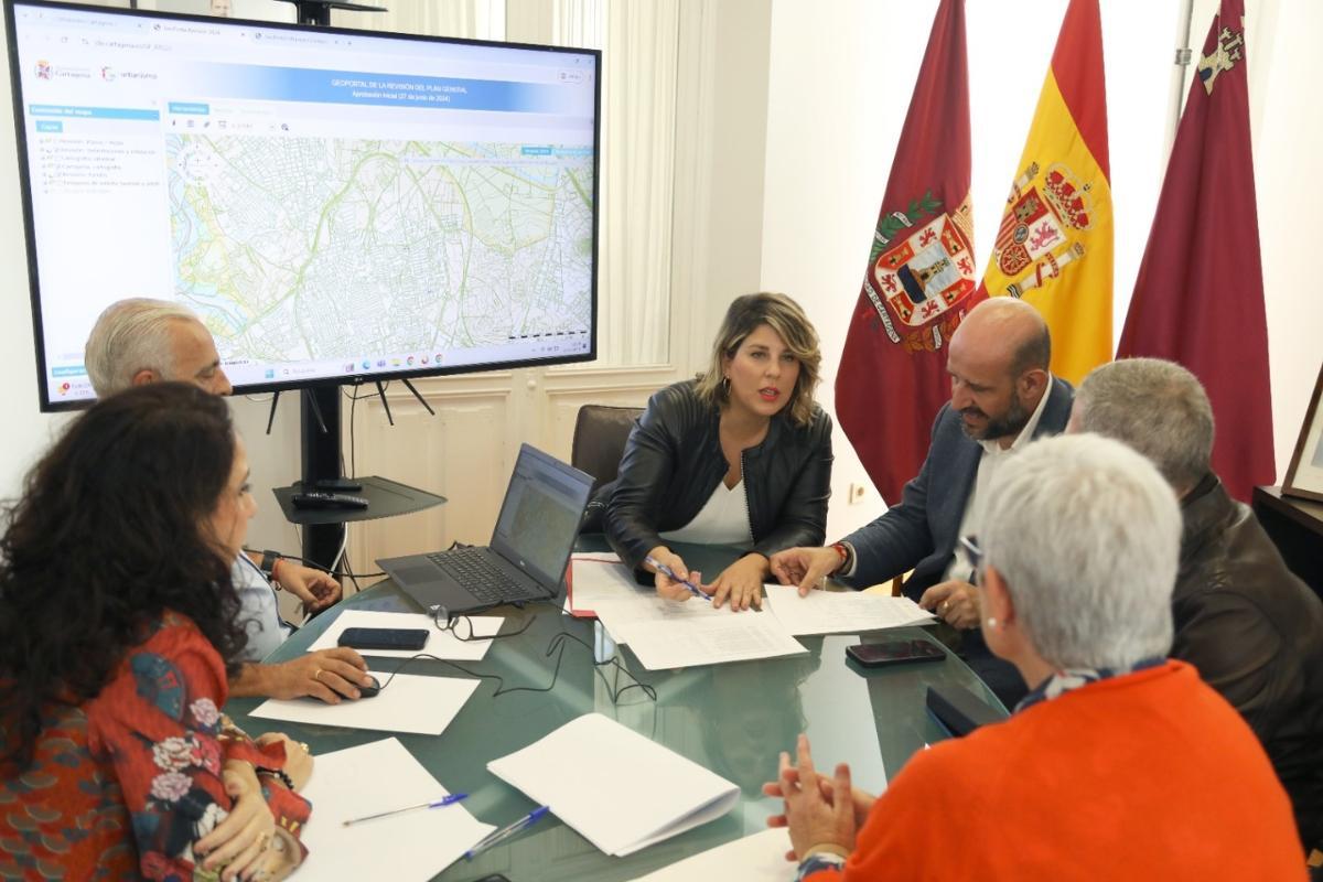 El Ayuntamiento inicia el proceso de análisis de las alegaciones e informes al PGOU