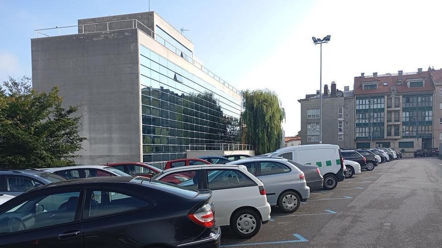 IU rechaza la implantación de la ORA en Luanco por su carácter recaudatorio