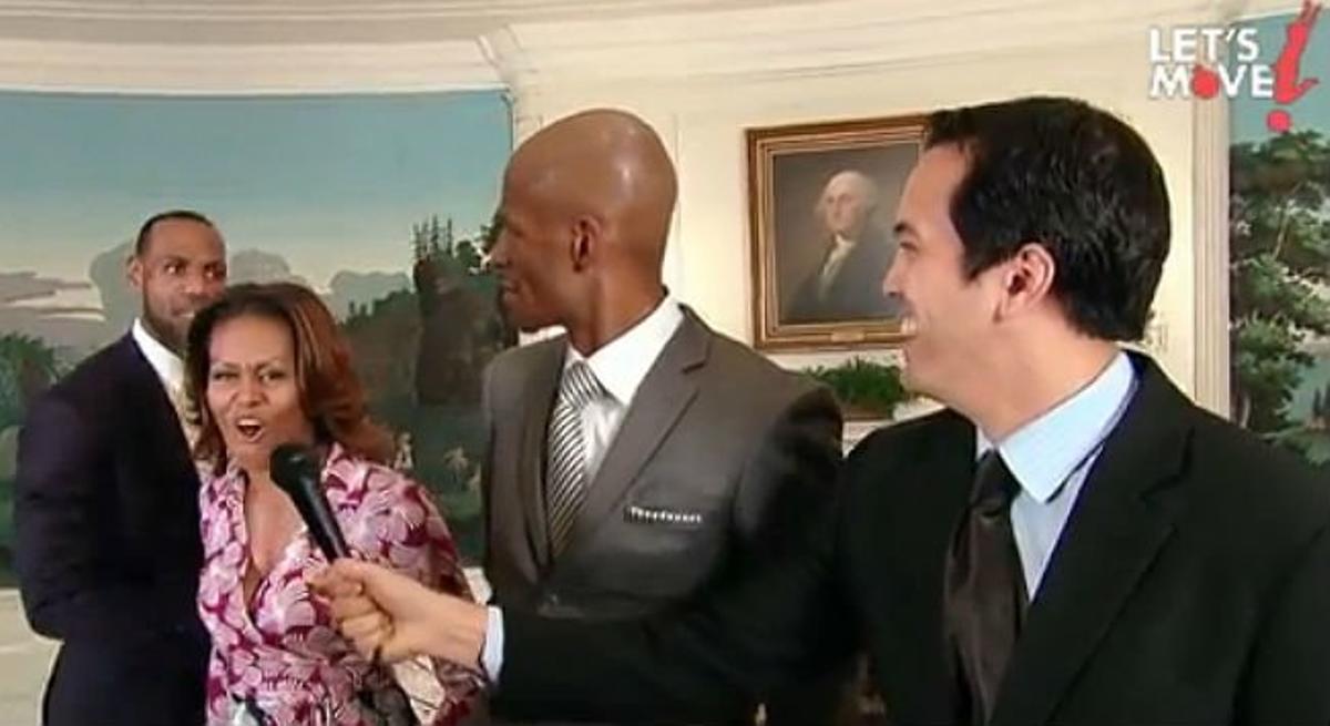 La primera dama dels EUA promou l’esport i la vida saludable amb els Miami Heat.