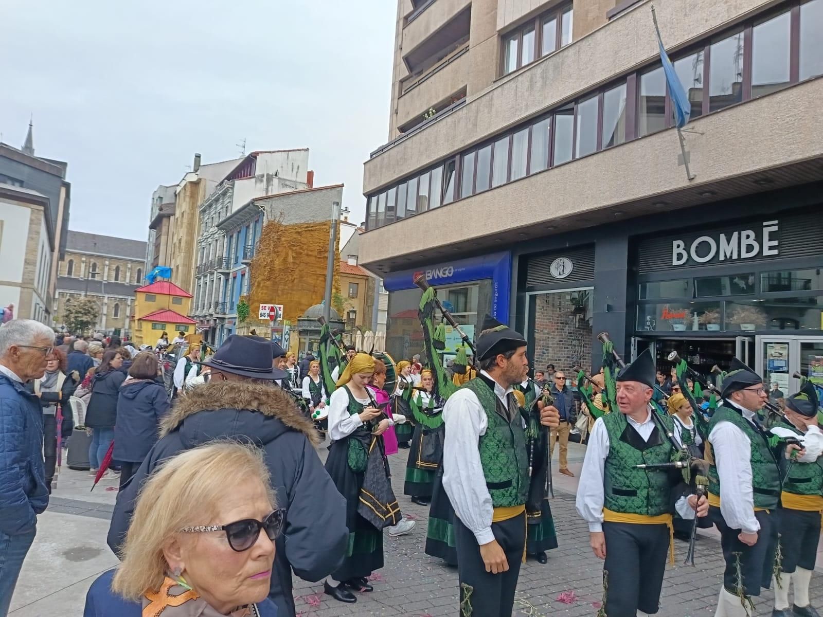 EN IMÁGENES: Avilés desborda con la Comida en la Calle