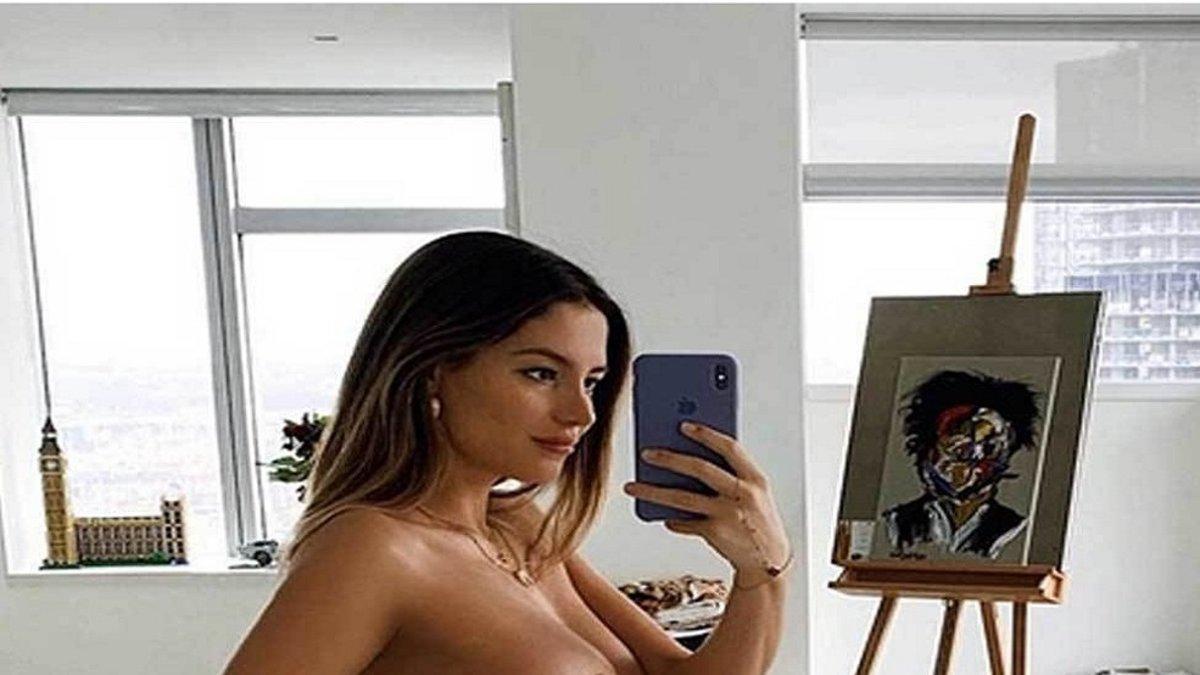 Sarah Kohan, la mujer de Chicharito, se desnuda en su embarazo